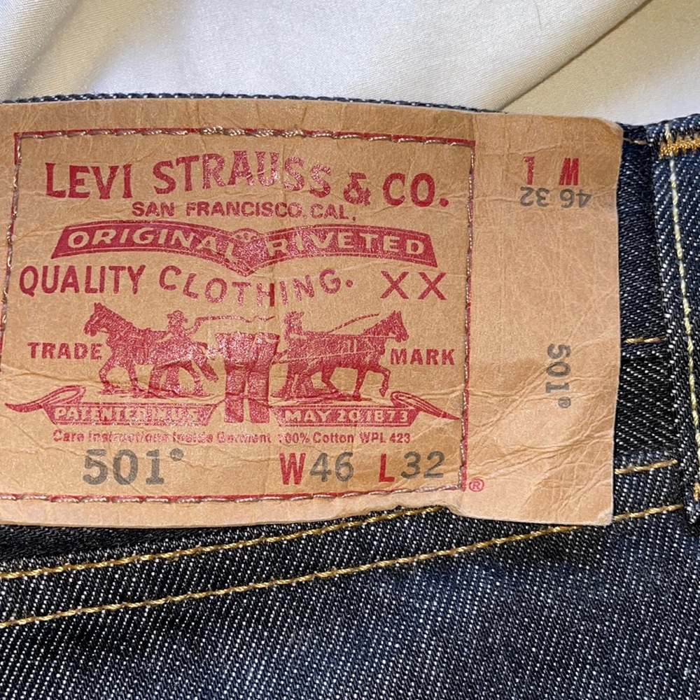Men’s 501 Levis, size 46 x 32